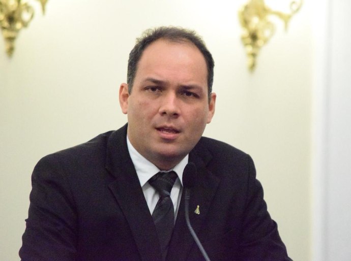 Dudu Ronalsa pede sessão especial para debater tema da Campanha da Fraternidade