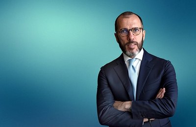 CEO da TIM é eleito Homem das Comunicações