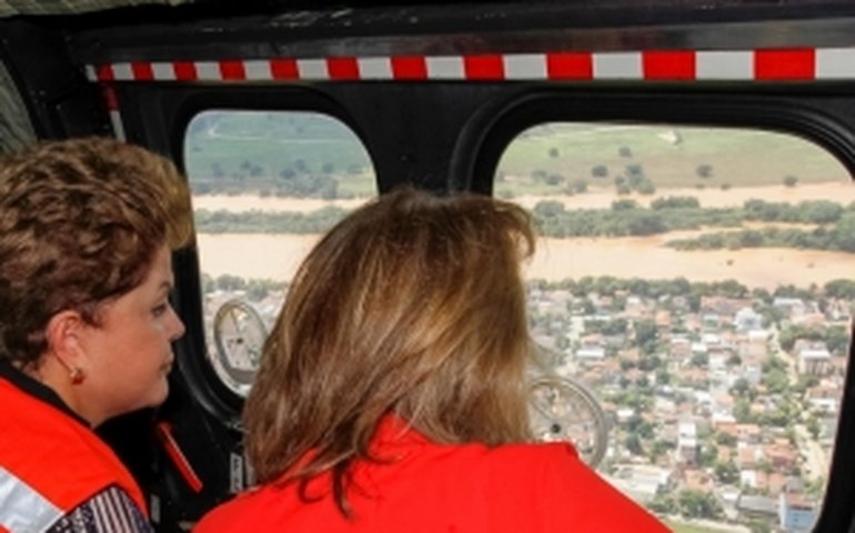 Em Minas Gerais, Dilma diz que é preciso cooperação entre governos