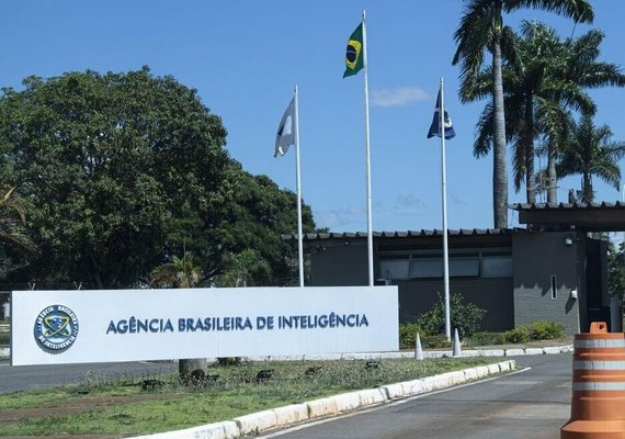 Em depoimento ao STF, servidor da Abin afirma que Ramagem tinha sala no Palácio do Planalto