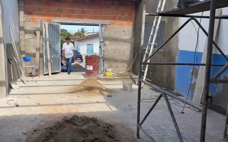 Prefeitura de Anadia está construindo um refeitório para servidores da Viação e Obras