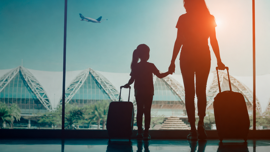 Viagem de crianças e adolescentes: saiba quando é necessária a autorização judicial