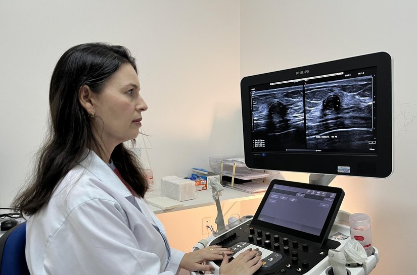 Dia D do Outubro Rosa celebra cuidado e avanços no diagnóstico do câncer de mama no Centro de Diagnóstico da Uncisal