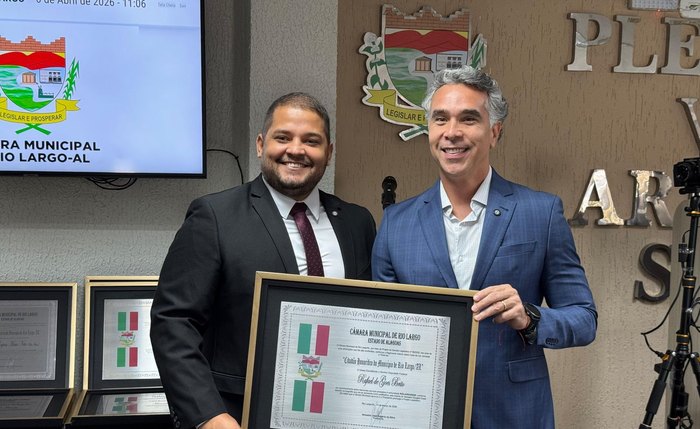 Rafael Brito agradeceu as homenagens e reafirmou o compromisso de continuar trabalhando pelo desenvolvimento do município e do estado