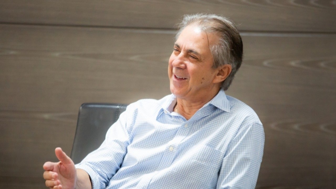 Prefeito de Barueri engrossa lista de tucanos que apoiam Lula no 1º turno