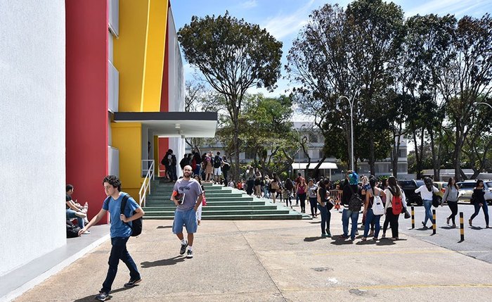 Alunos em universidade privada de Brasília: crise vai afetar financiamento estudantil