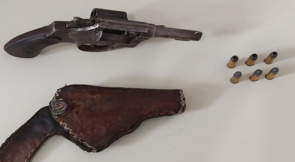 Ex-presidiário é preso por porte ilegal de arma de fogo no município de Carira / Foto: Foto: Polícia Civil/SE