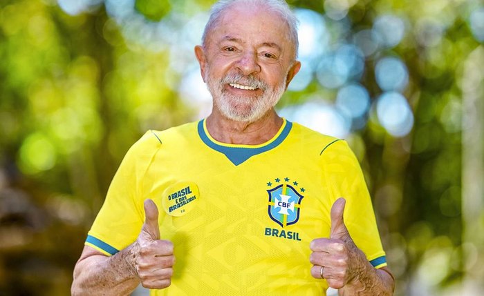 Lula pediu que os jogadores entrem em campo com alma, que levantem quando caírem e chutem a bola no gol do adversário.