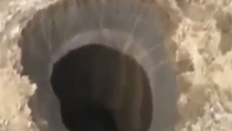 As inexplicáveis crateras gigantes da Sibéria