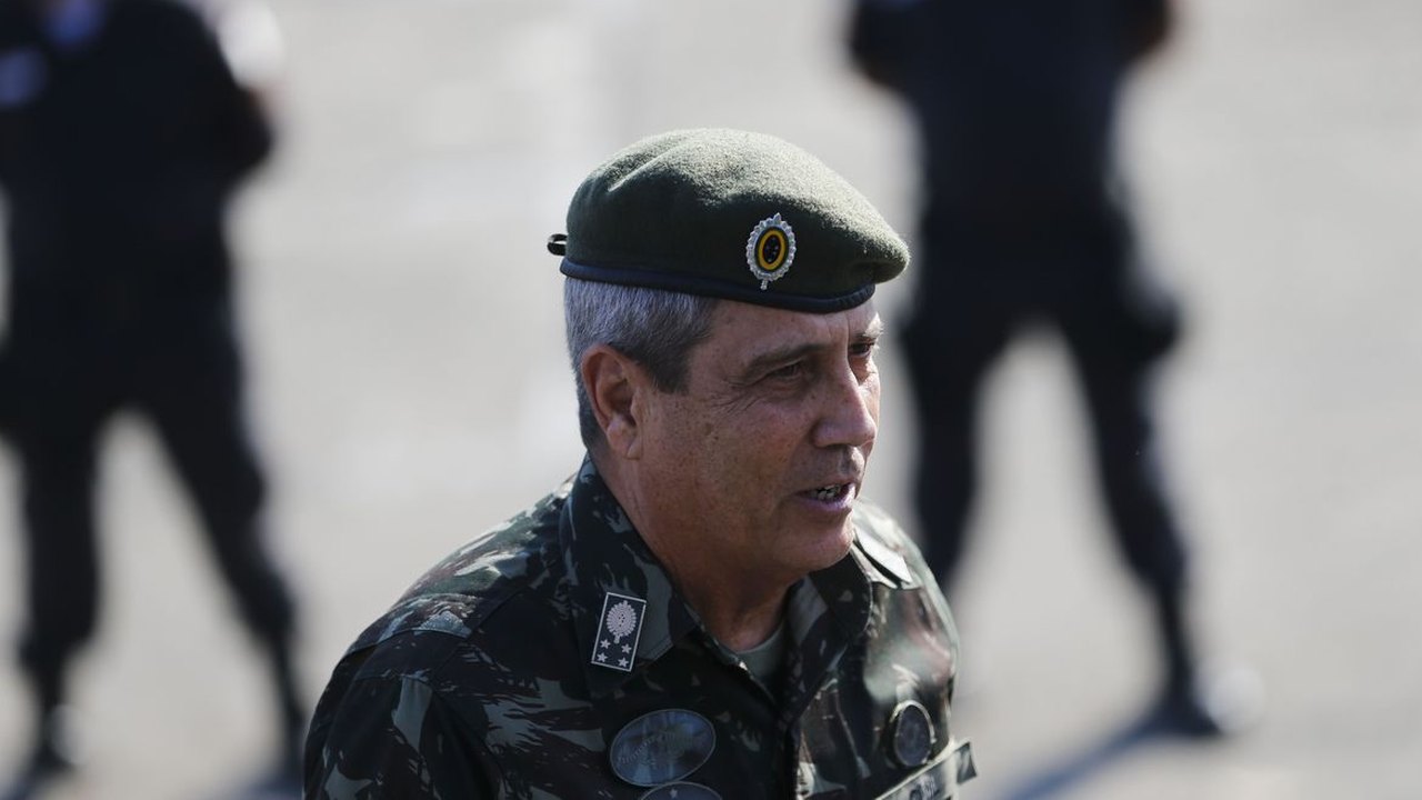 CPMI do 8 de Janeiro desmarca depoimento de Braga Netto pela segunda vez e irrita governistas