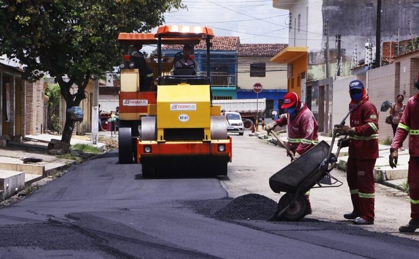 Programa Mais Asfalto inicia pavimentação de 15 ruas no Jardim Petrópolis