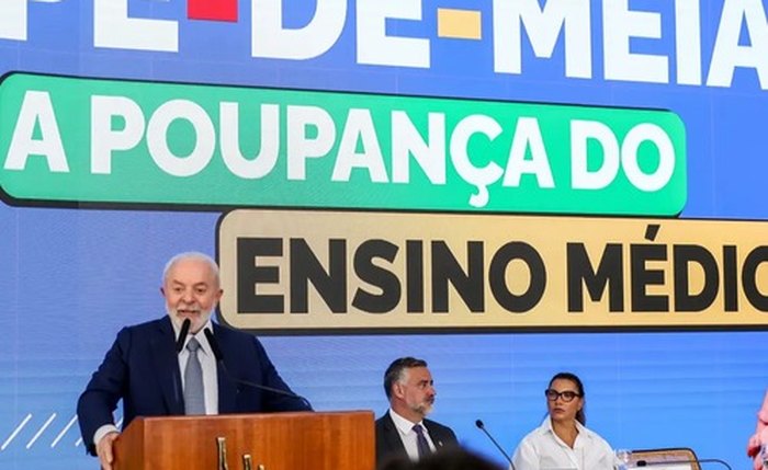 Programa do governo busca reduzir a evasão escola