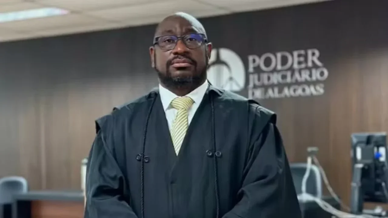TSE mantém advogado-influencer João Neto inelegível e propõe ao Congresso barrar condenados por violência contra a mulher