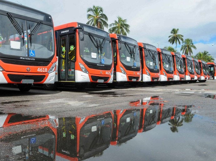Nesta terça: prefeito Rui Palmeira entrega mais novos ônibus coletivos