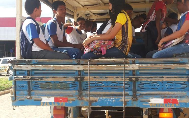 Defensoria Pública de Alagoas ingressa com ação pedindo transporte escolar de  qualidade em Batalha
