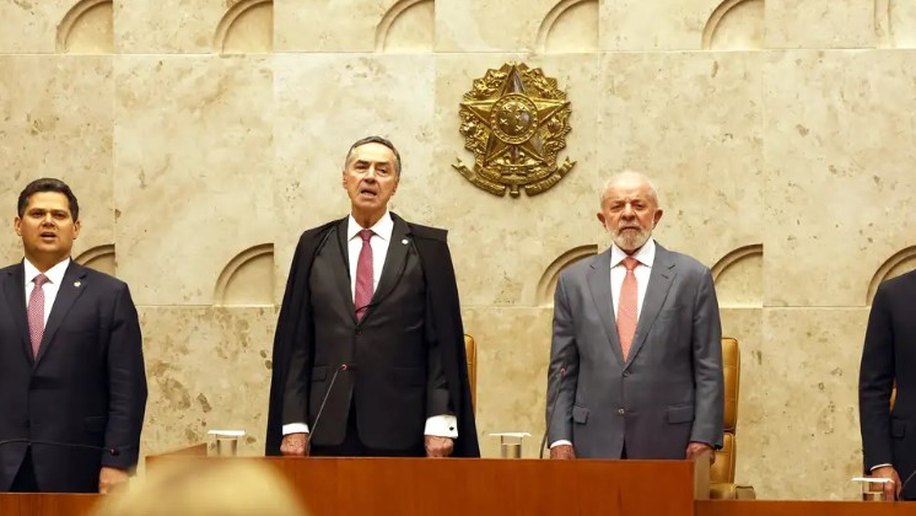 Barroso: Três Poderes estão unidos pelos princípios da Constituição