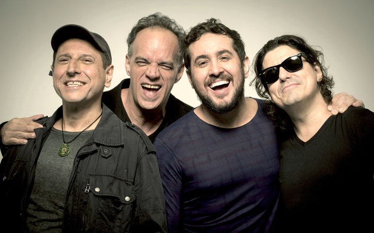 Barão celebra 40 anos com show