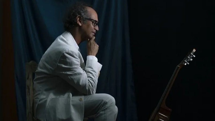 Junior Almeida e Orquestra Filarmônica se reúnem para concerto inédito no Teatro Gustavo Leite