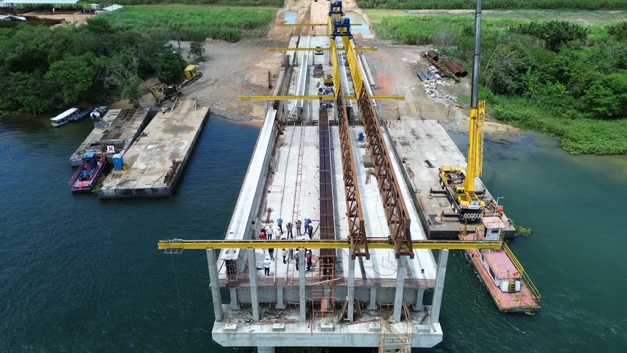 Obras da ponte entre Penedo (AL) e Neópolis (SE) avançam e ultrapassam 60% de execução
