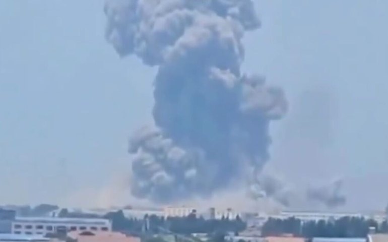 Explosão atinge usina química na china e quebra janelas a 3 quilômetros de distância