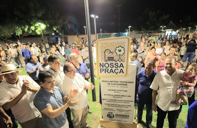Mais de 20 mil pessoas ganham área de convivência entregue pelo prefeito Luciano Barbosa 
