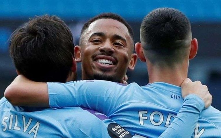 Com um de Gabriel Jesus, Manchester City vence e chega aos 93 gols no Inglês