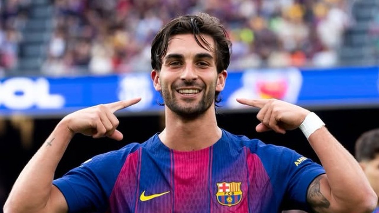 Herói da Espanha na final da Copa, Ferran Torres deve movimentar janela de transferências