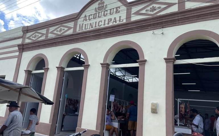 Após grande reforma, Açougue Municipal de Anadia volta a funcionar