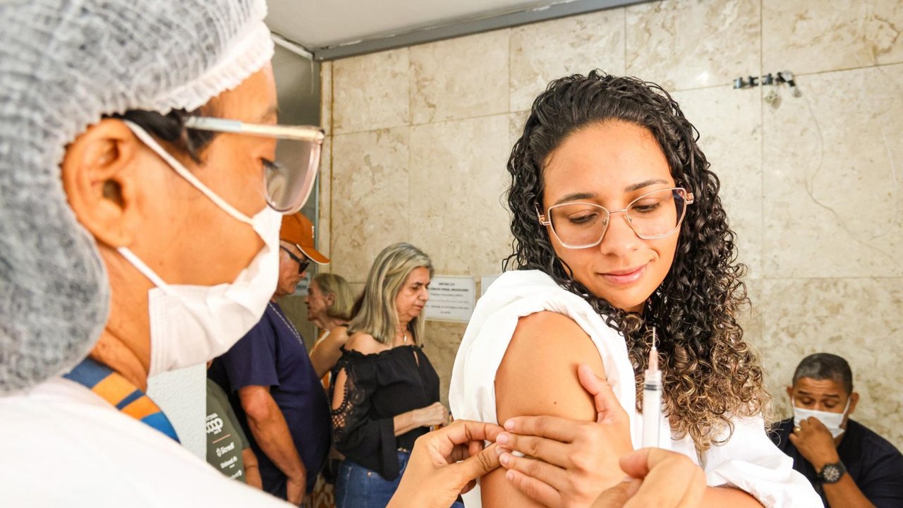 Servidores e usuários do Ipaseal são vacinados contra influenza