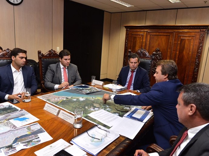 Em Brasília, Prefeito Cacau participa da aprovação do projeto de desassoreamento das lagoas