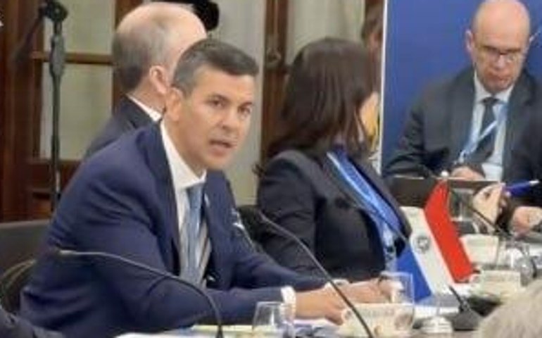 Presidente do Paraguai compara Mercosul a 'noivo no altar'