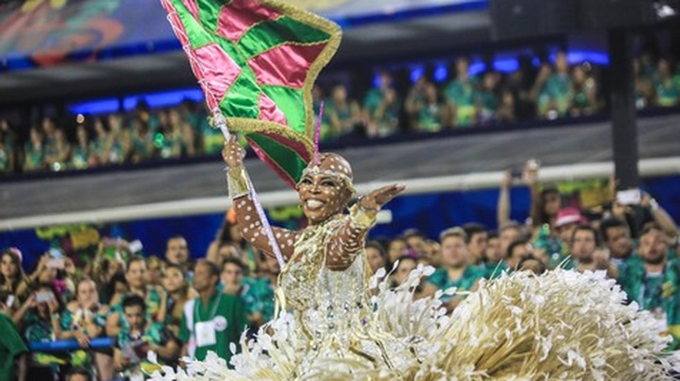 Rio cancela carnaval, mas lança edital de fomento à festa