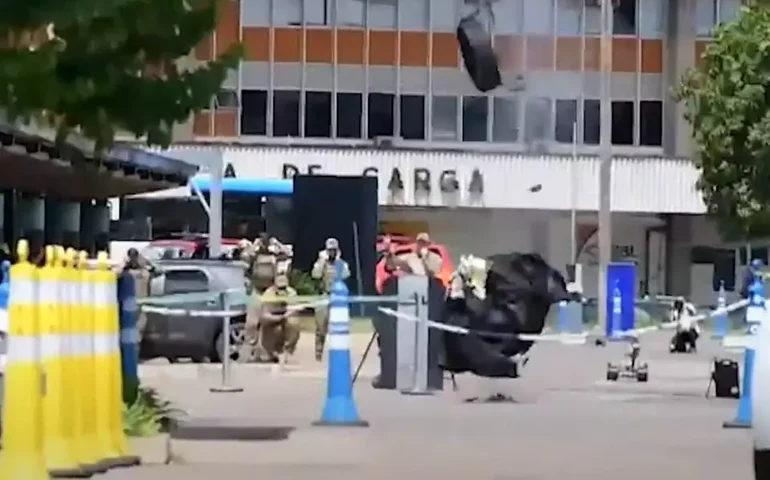 Polícia do DF explode objetos suspeitos perto do aeroporto de Brasília