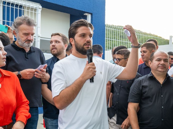 Prefeito Lucas Santos inaugura duas unidades de saúde e uma escola no interior de Traipu