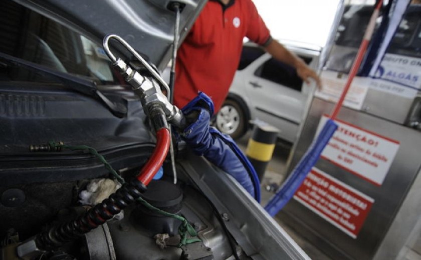Veículos movidos a GNV têm desconto no IPVA em Alagoas