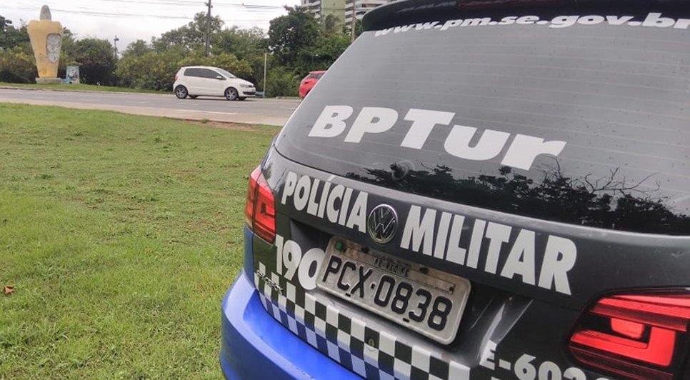 Suspeitos de esfaquear vigilante durante assalto são presos em Aracaju / Foto: Foto: BPTur/SE