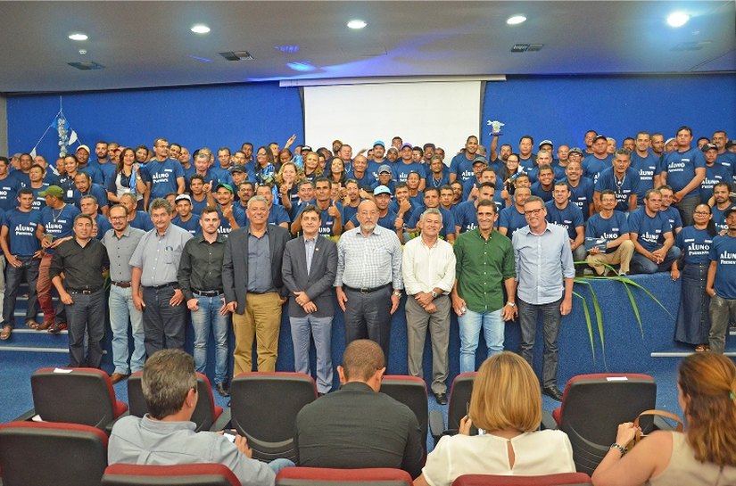 Sesi celebra esforço de trabalhadores na busca pela elevação da escolaridade