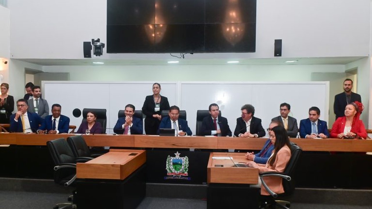 Em debate na Paraíba, trabalhadores defendem fim da escala 6x1 e empresários pregam diálogo