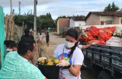 Parceria entre secretarias de Branquinha garante entrega de mais de 8 toneladas de alimentos da agricultura familiar