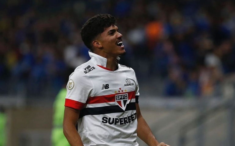 Quem é William Gomes, joia de 18 anos do São Paulo com multa de R$ 735 mi e aposta de Zubeldía