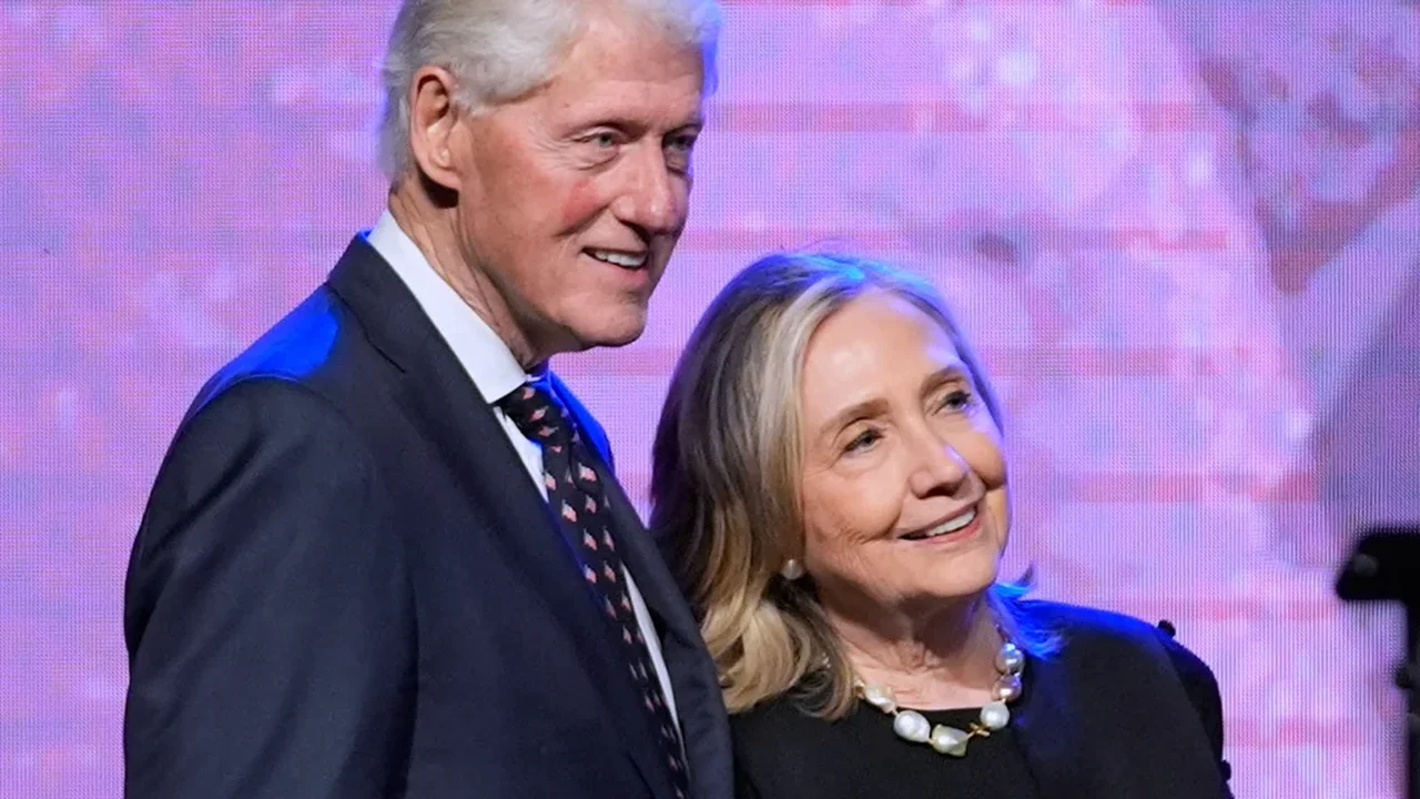 Presidente do Partido Republicano rejeita a oferta dos Clinton na investigação de Epstein antes da votação sobre desacato ao Congresso