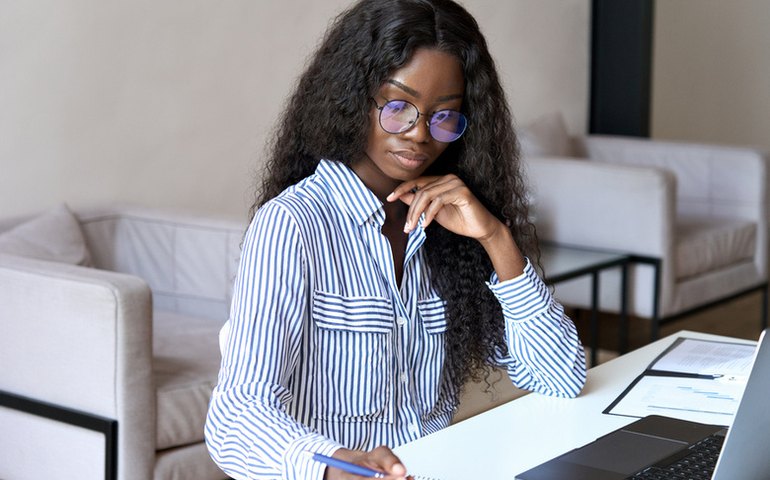 Saques da poupança somam R$ 12,662 bi, maior retirada para julho da história