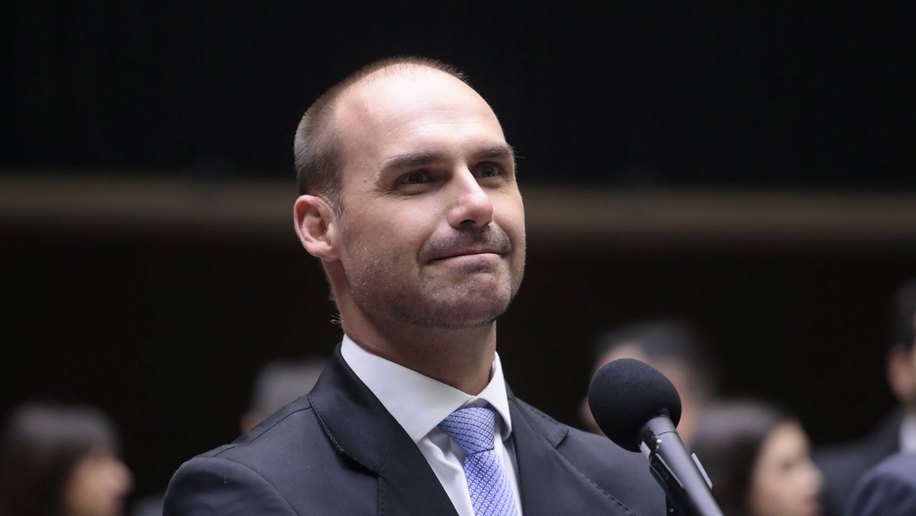 O canalha conspira