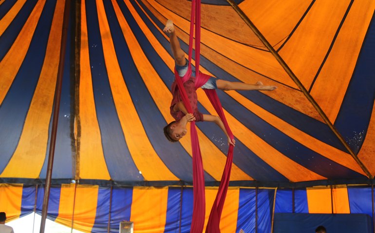 Escola de Circo encerra atividades de 2019 com apresentação aberta ao público