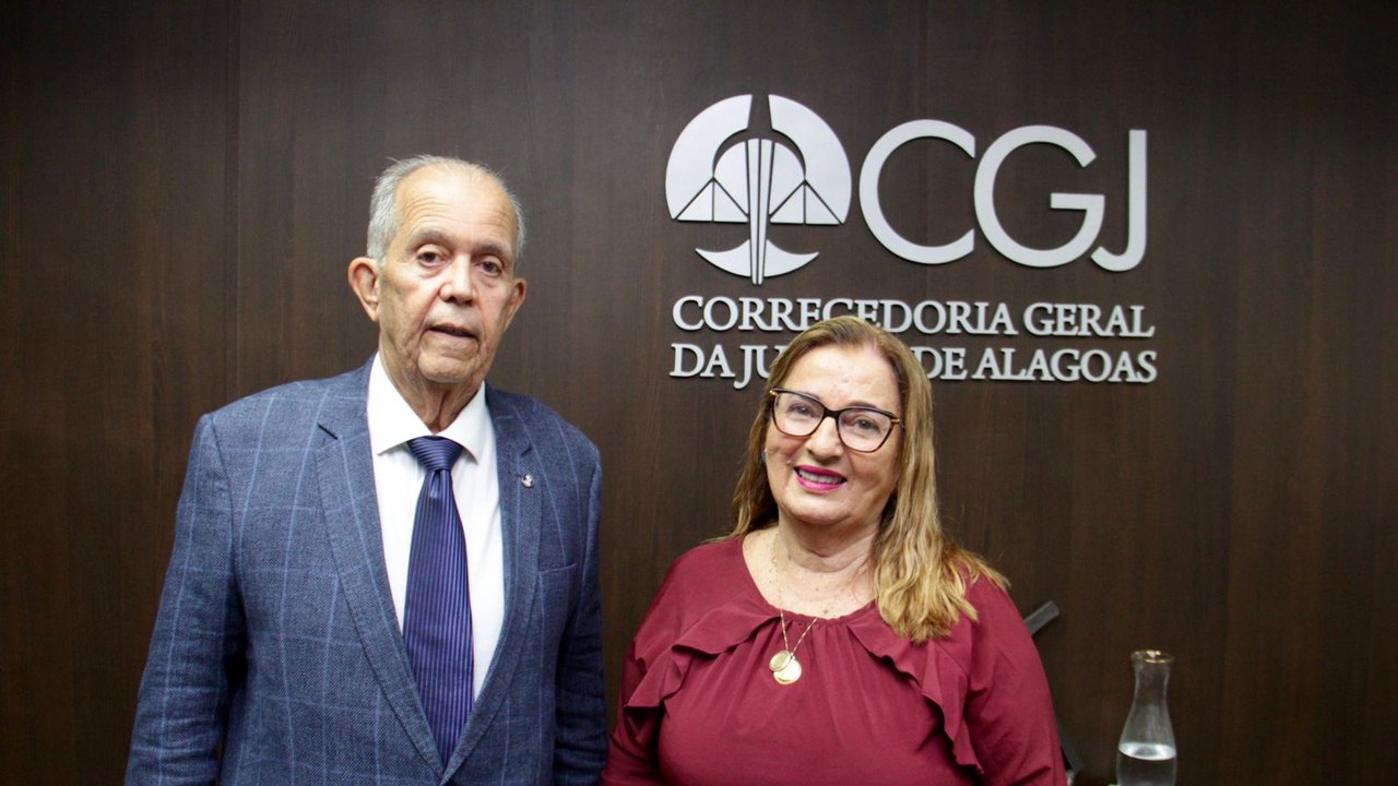 Justiça e Prevenção: Corregedoria estreita laços com Fórum de Combate às Drogas para ampliar rede de apoio