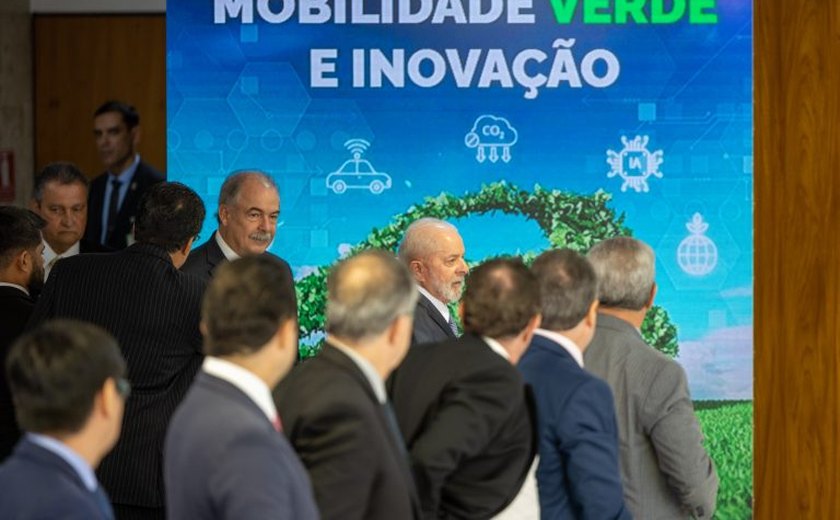Proposta cria programa com incentivos para descarbonizar produção de veículos