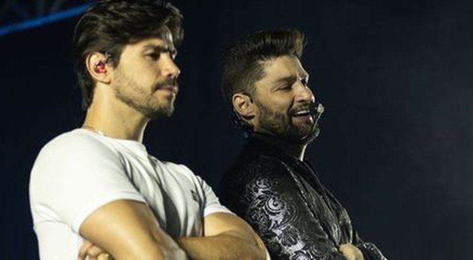 Dupla Munhoz e Mariano é processada após dar bebida alcoólica para adolescente