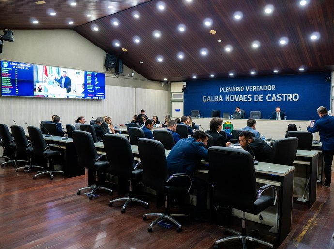 Câmara de Maceió conclui definição de todas as comissões permanentes