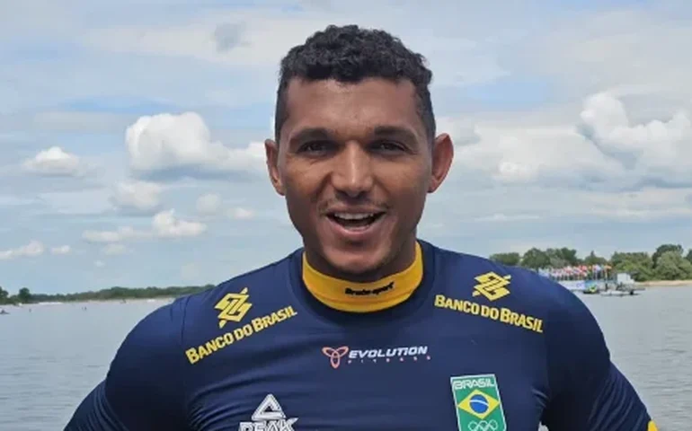 Isaquias Queiroz termina em 8º na Copa do Mundo de Canoagem; Filipe Vieira é 5º