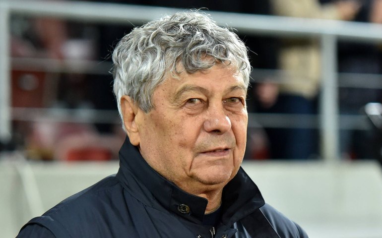 Seleção da Romênia acerta com terceiro técnico com mais títulos na história do futebol; conheça